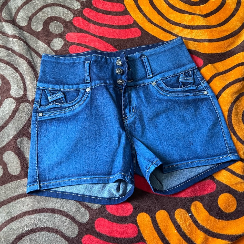 NEW!! Colombian butt lifting shorts!!